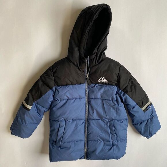 Boys puffer coat size 5 - Picture 1 of 5